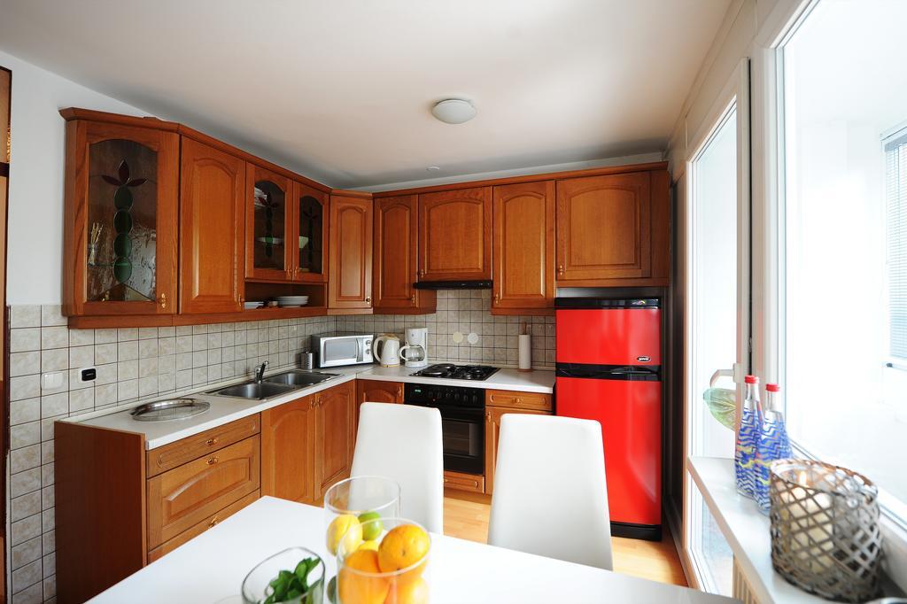Apartment Trnovo Center ليوبليانا الغرفة الصورة