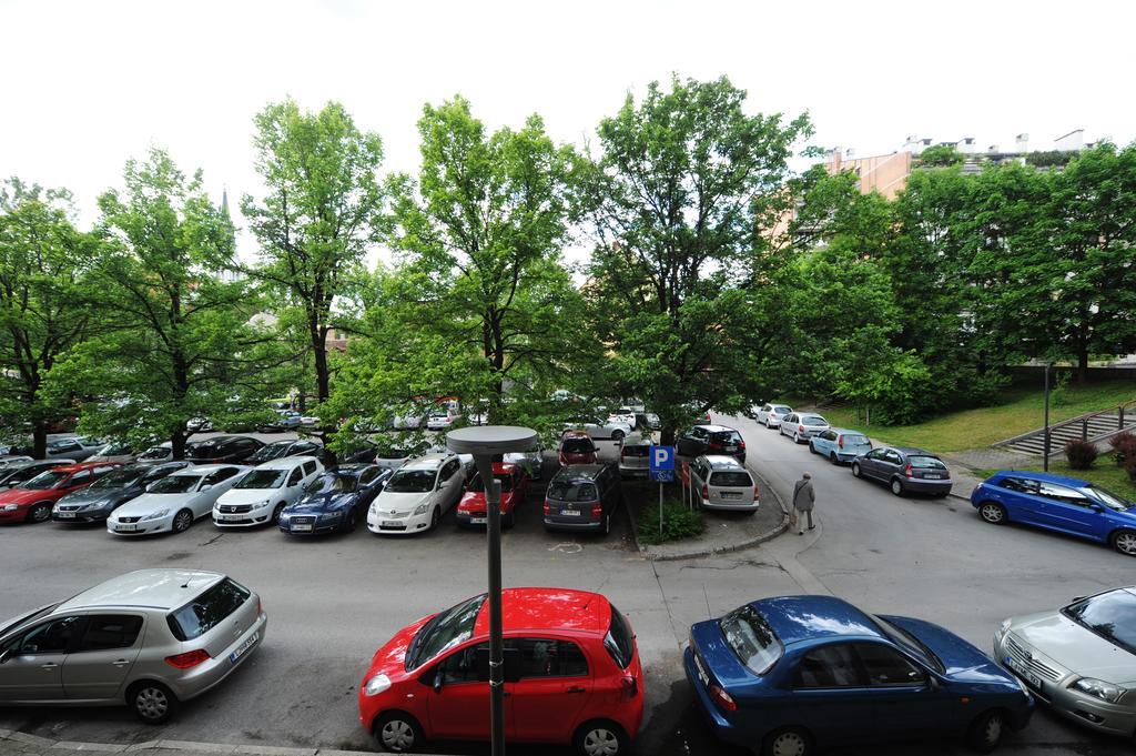 Apartment Trnovo Center ليوبليانا الغرفة الصورة